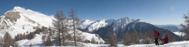 Panorama sur le vallon de Rouanne depuis le sommet des pistes de St Léger les Mélèzes