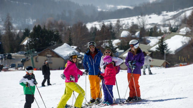 Famille à la station de Chaillol