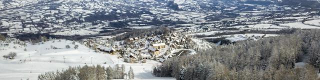 Vue sur la station de Laye