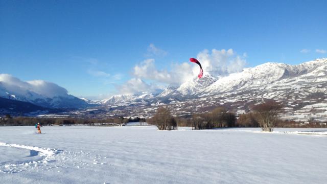 Snowkite au col de Manse