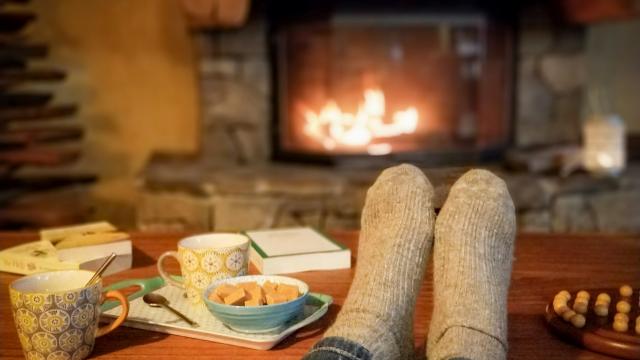 Repos après une journée de ski dans le Champsaur avec un Feu De Cheminée