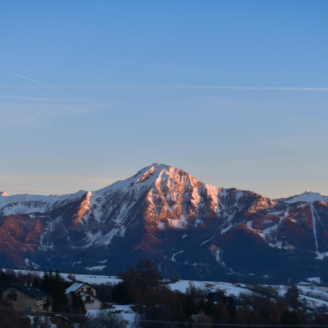 Coucher de soleil sur la station de St Léger les Mélèzes