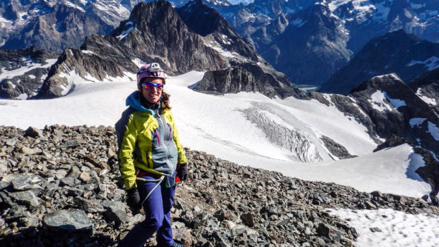 Alpinisme au sommet des Rouies dans le Valgaudemar