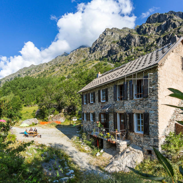 Hautes-Alpes, 05, Parc national des Ecrins, Vallée du Valgaudemar, Refuge du Clot ( Xavier Blanc, CAF ),  altitude 1397m  //  Hautes-Alpes, 05, Ecrins national park, Valgaudemar valley, Refuge du Clot (Xavier Blanc), altitude 1397m