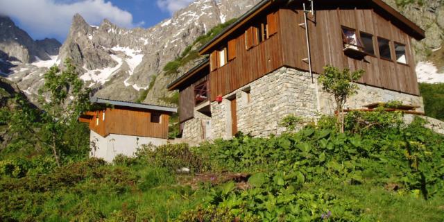 T. Chevalier Refuge De Chabourneou