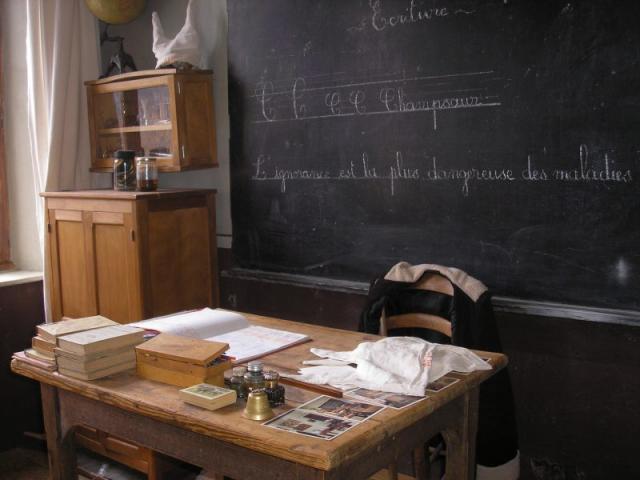 Ecole d'Autrefois dans le Champsaur à St Jean St Nicolas