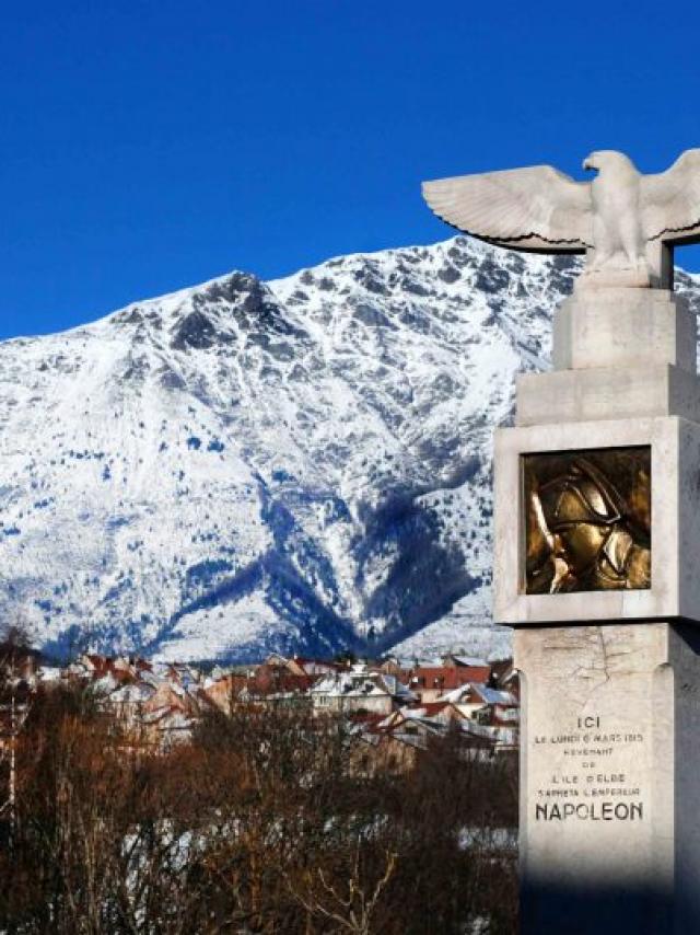 Route Napoléon à La Fare en Champsaur