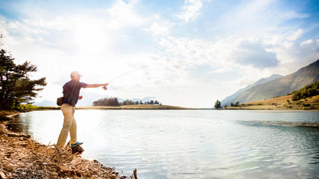 Pêche au lac de Barbeyroux dans le Champsaur