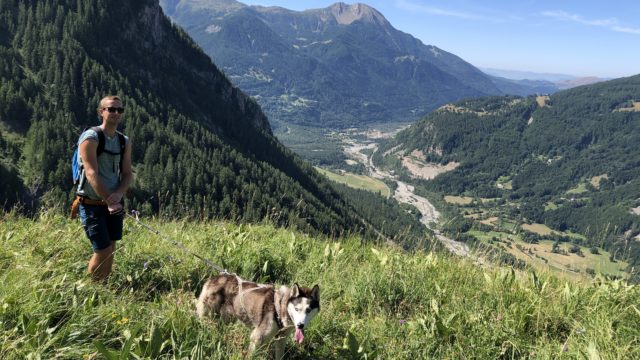 Randonnée aux Rochas avec son chien