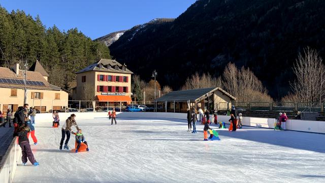 Patinoire de Pont du Fossé