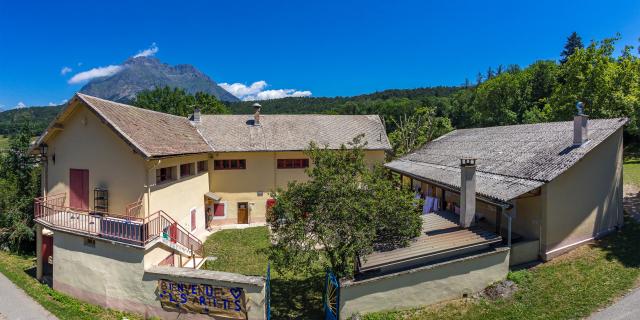 Hautes-Alpes (05), Vallée du Champsaur, Chauffayer, Centre de Vacances Joie et Soleil //  Hautes-Alpes (05), Champsaur valley, Chauffayer, Centre de Vacances Joie et Soleil