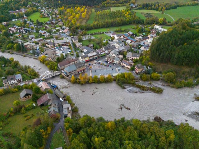 Crue du Drac à Pont du Fossé