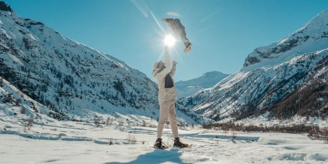 Moment de partage en hiver dans le Champsaur